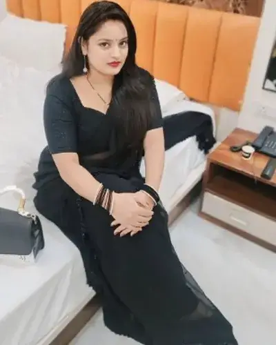 Escort Service Ratia
